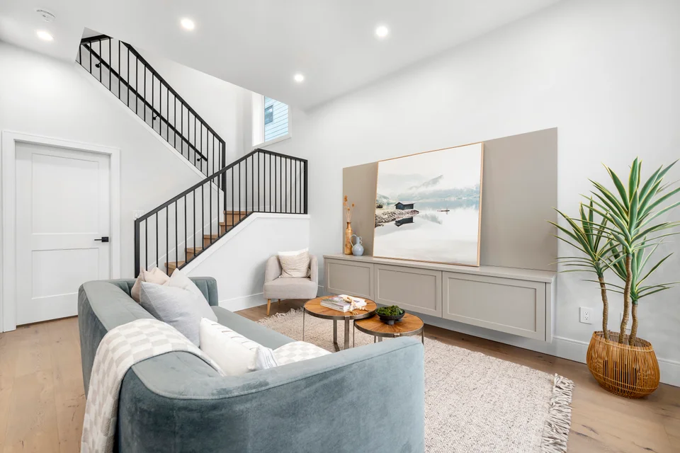 3523 E Georgia Street — Vancouver